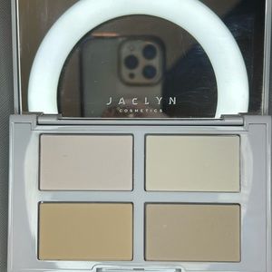 Jaclyn cosmetics face palette